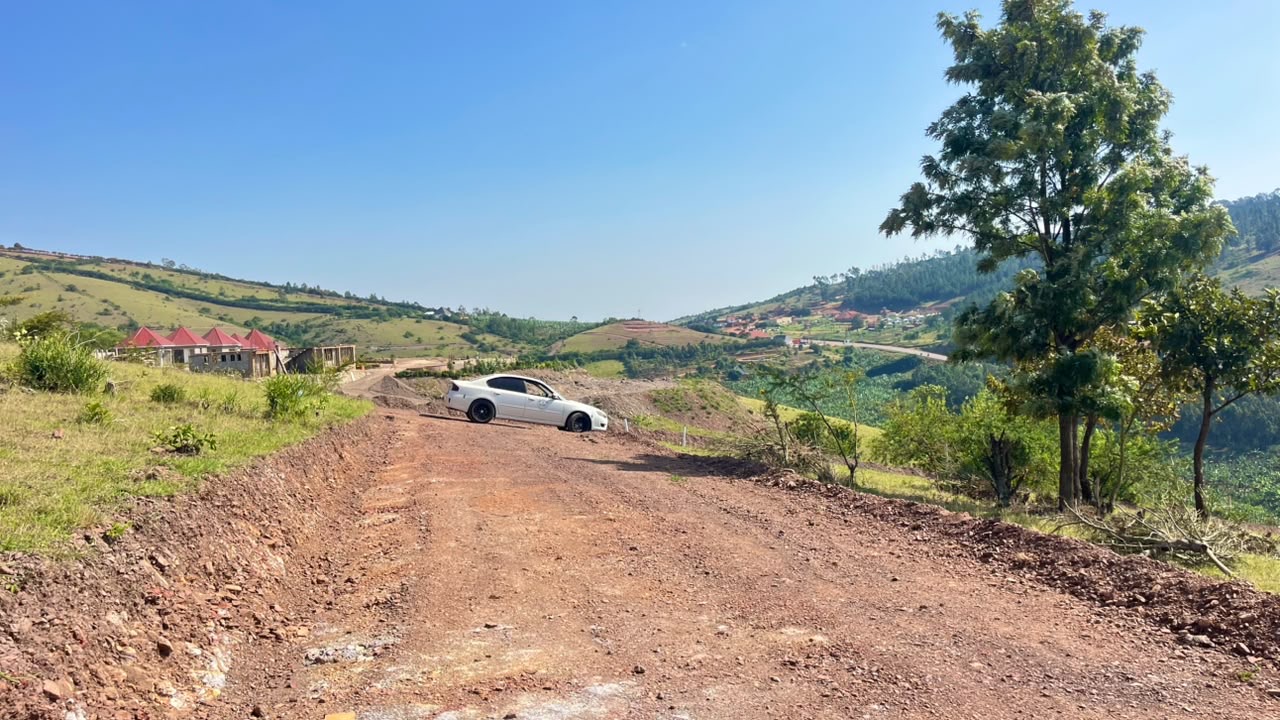 Isingiro estate