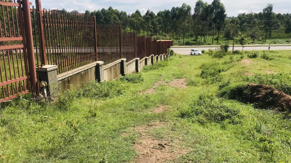 acre_for_sale_along_the_bypass